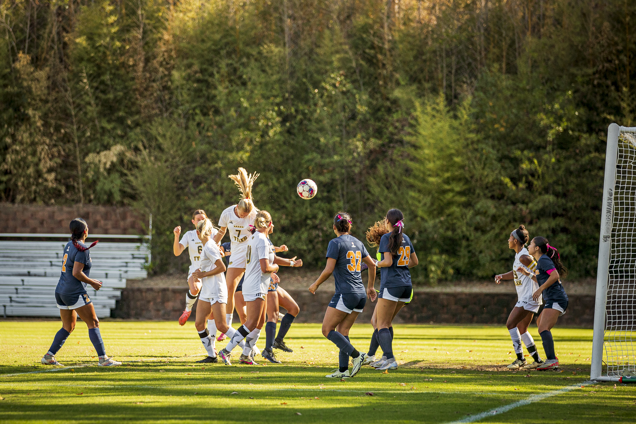 Apaches Dominate First Round of Playoffs with Commanding Win over Scorpions